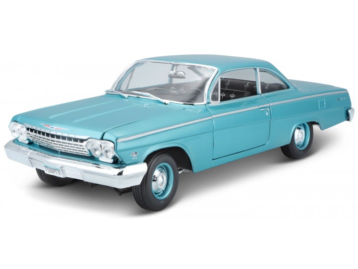 Chevrolet Bel Air 1962 Light Blue Metallic - 1:18