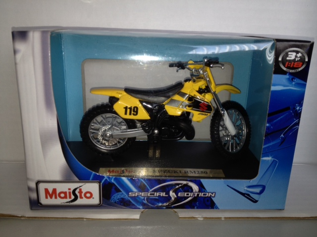 Suzuki RM250 Geel