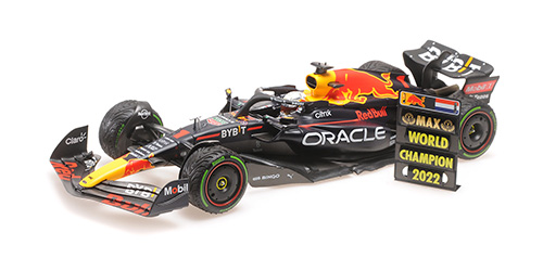 Red Bull Racing RB18 World Champion Japan GP 2022 M. Verstappen - 1:18