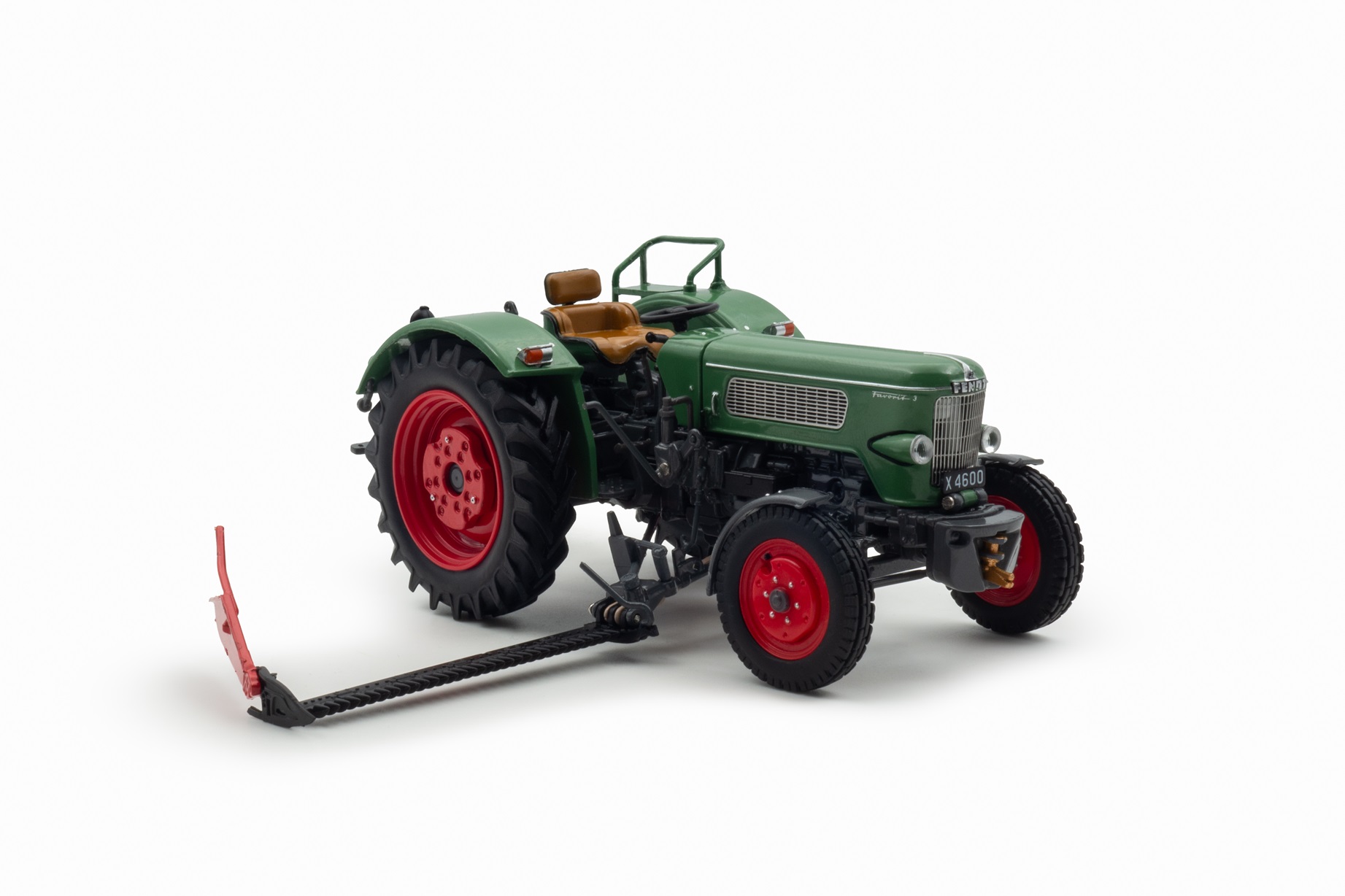 Fendt Favorit 3 with Side mower 2wd Limited Edition 1000 pieces - 1:32