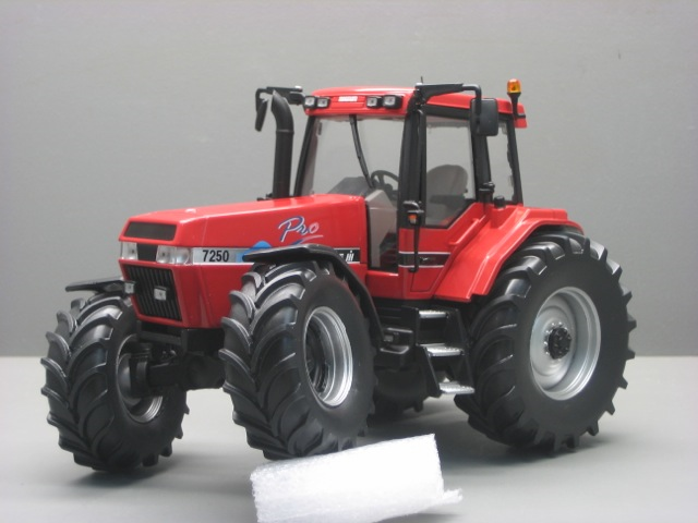 Case IH Magnum 7250 Pro - 1:32