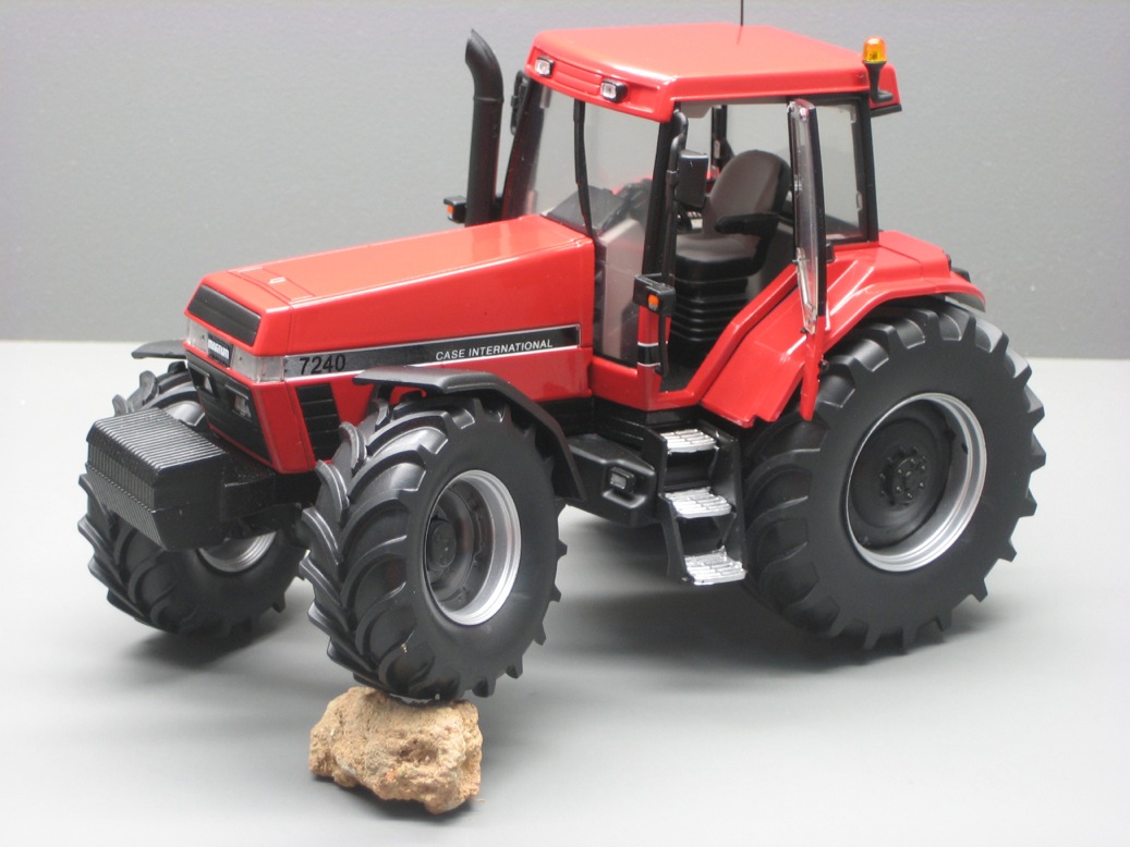 Case IH Magnum 7240 - 1:32