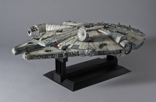 Millennium Falcon Perfect Grade