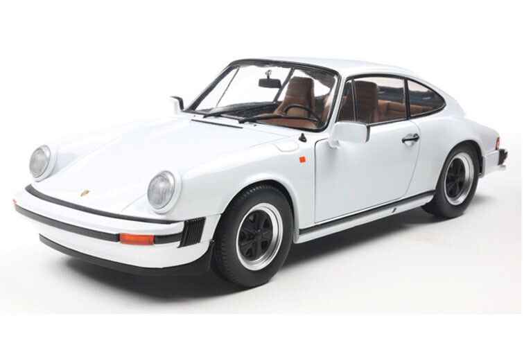 Porsche 911 (930) 3.0 SC 1974 White - 1:18  Porsche 911 (930) 3.0 SC 1974 White - 1:18