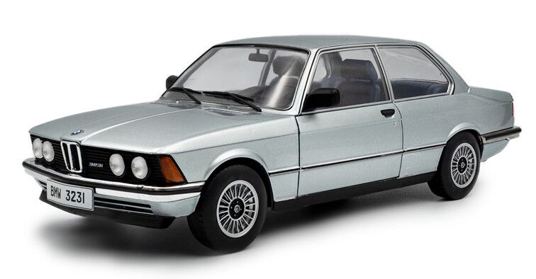 BMW 323i (E21) 1980 Saphir Blue - 1:18 BMW 323i (E21) 1980 Saphir Blue - 1:18