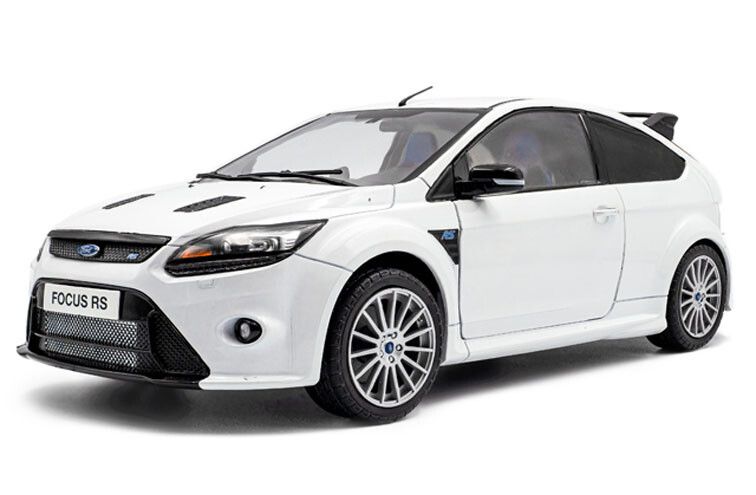 Ford Focus RS Mk.2 Pack RS Plus 2009 Frozen White - 1:18  Ford Focus RS Mk.2 Pack RS Plus 2009 Frozen White - 1:18