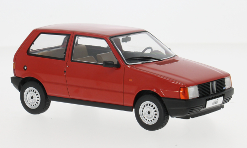 Fiat Uno 1983 Rood - 1:24  Fiat Uno 1983 Rood - 1:24